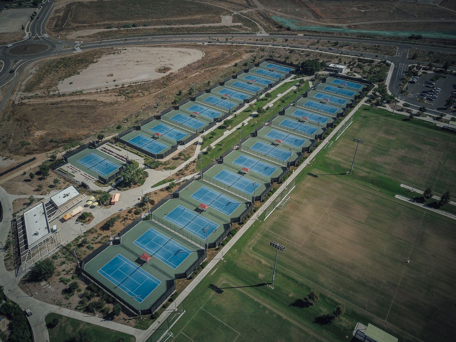 Real Club de Tenis Cabezarrubia — Cáceres (foto 1)