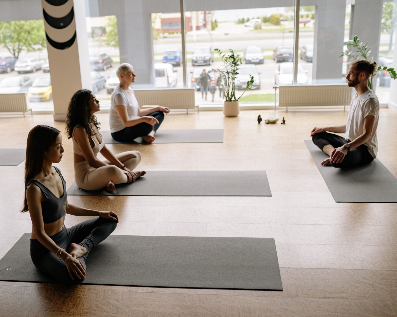 Loving Yoga — yoga en Gijón