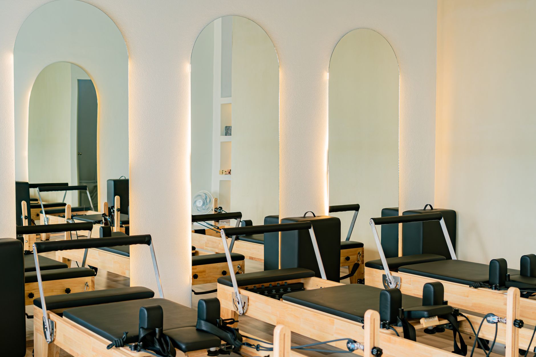 Move & Mind studio — pilates y mindfulness en Oleiros