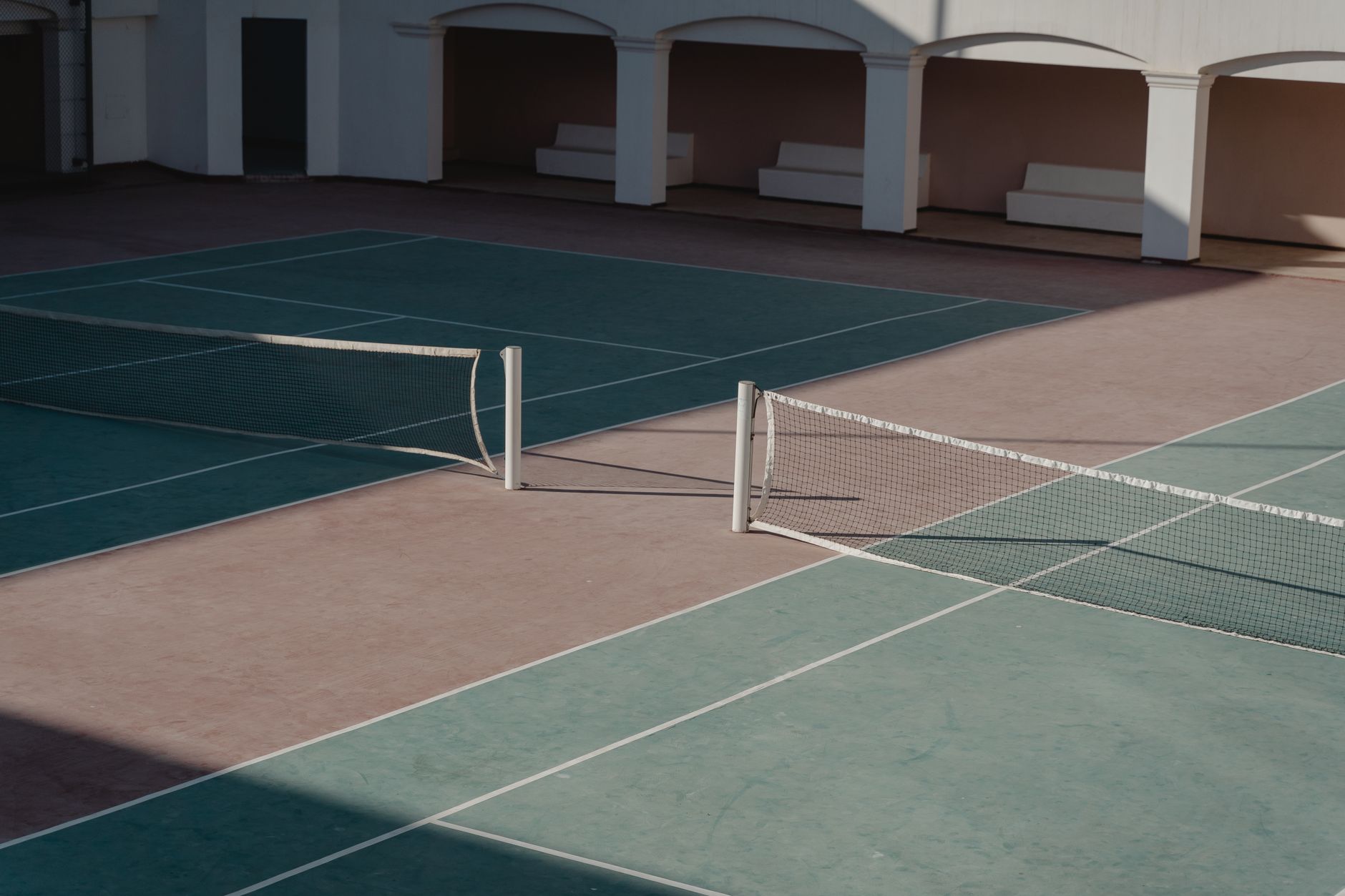 Pistas de tenis al aire libre como las del Polideportivo de Corvera, Murcia