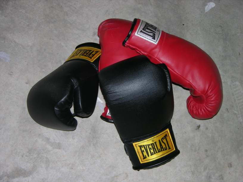 Guantes de boxeo para entrenamiento en gimnasio de Bilbao