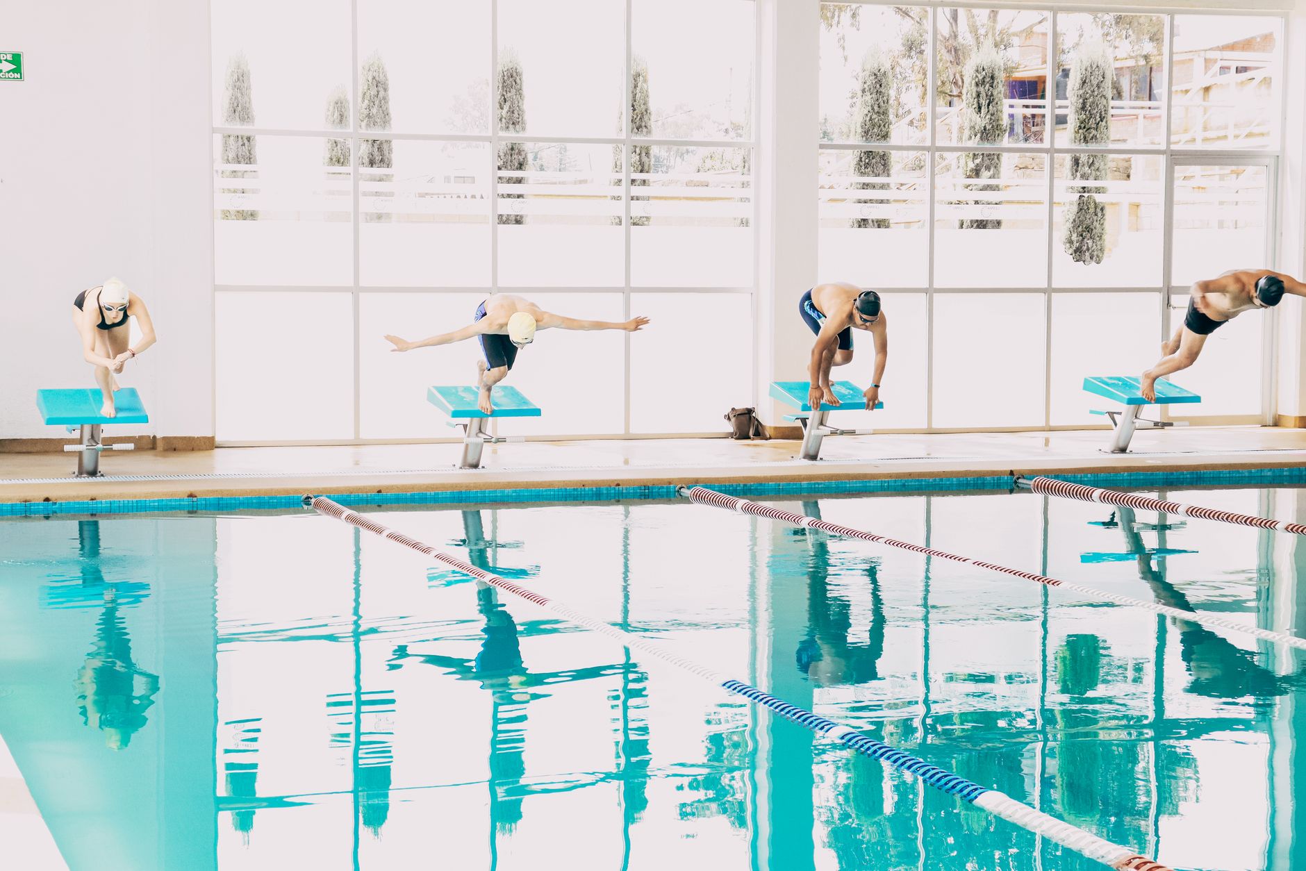 Piscina Municipal de Vega de Arriba — natación en Mieres