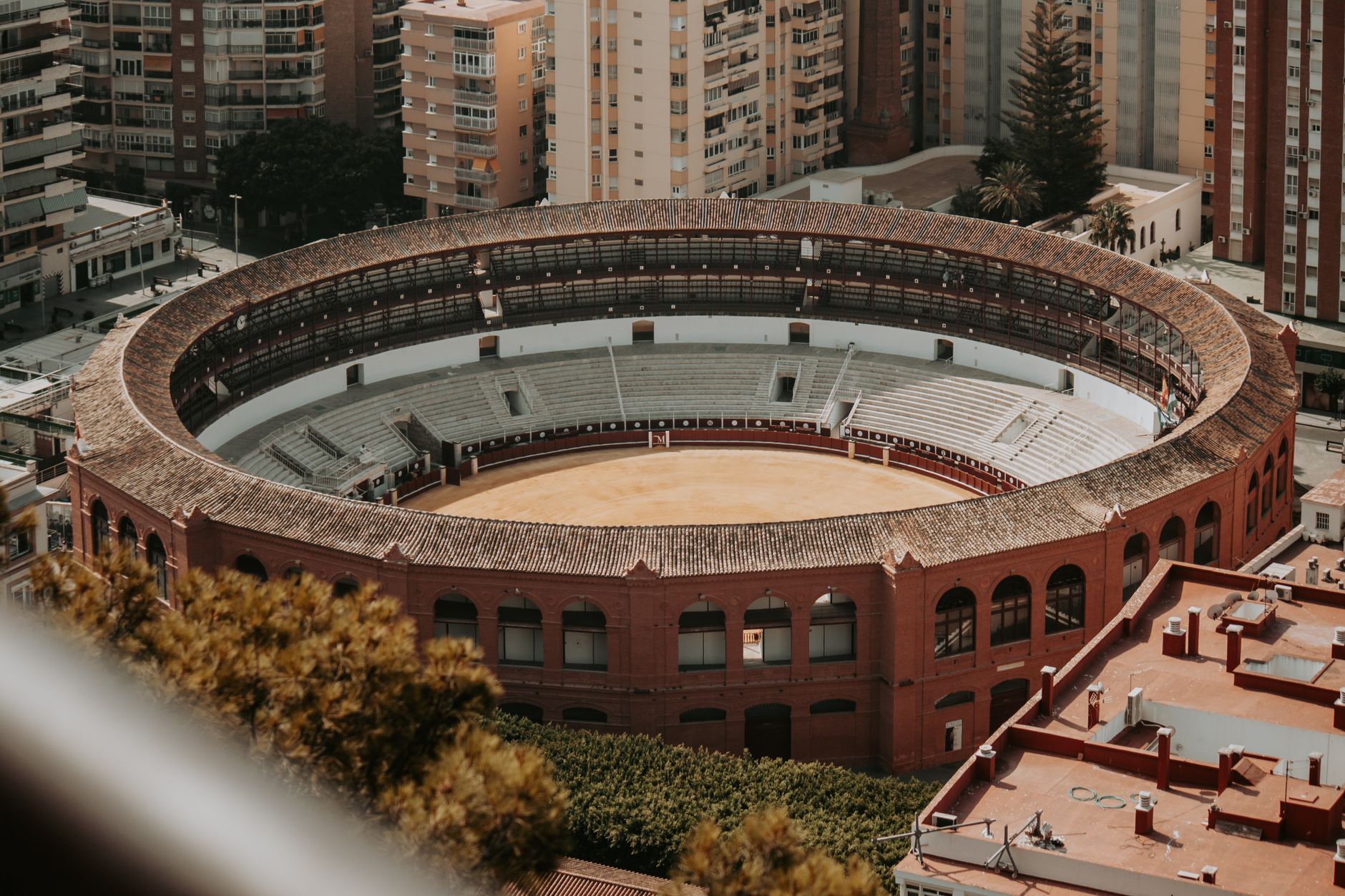 Entorno del Polideportivo Municipal de Yuncos, La Sagra Toledo