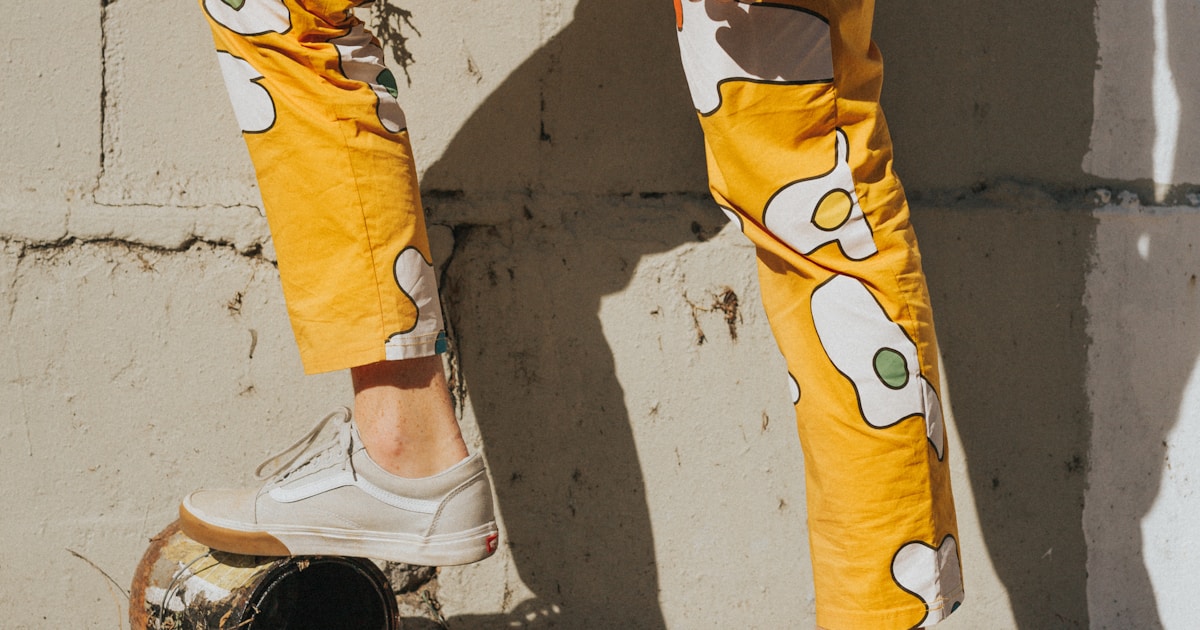 Guantes de boxeo sobre ring